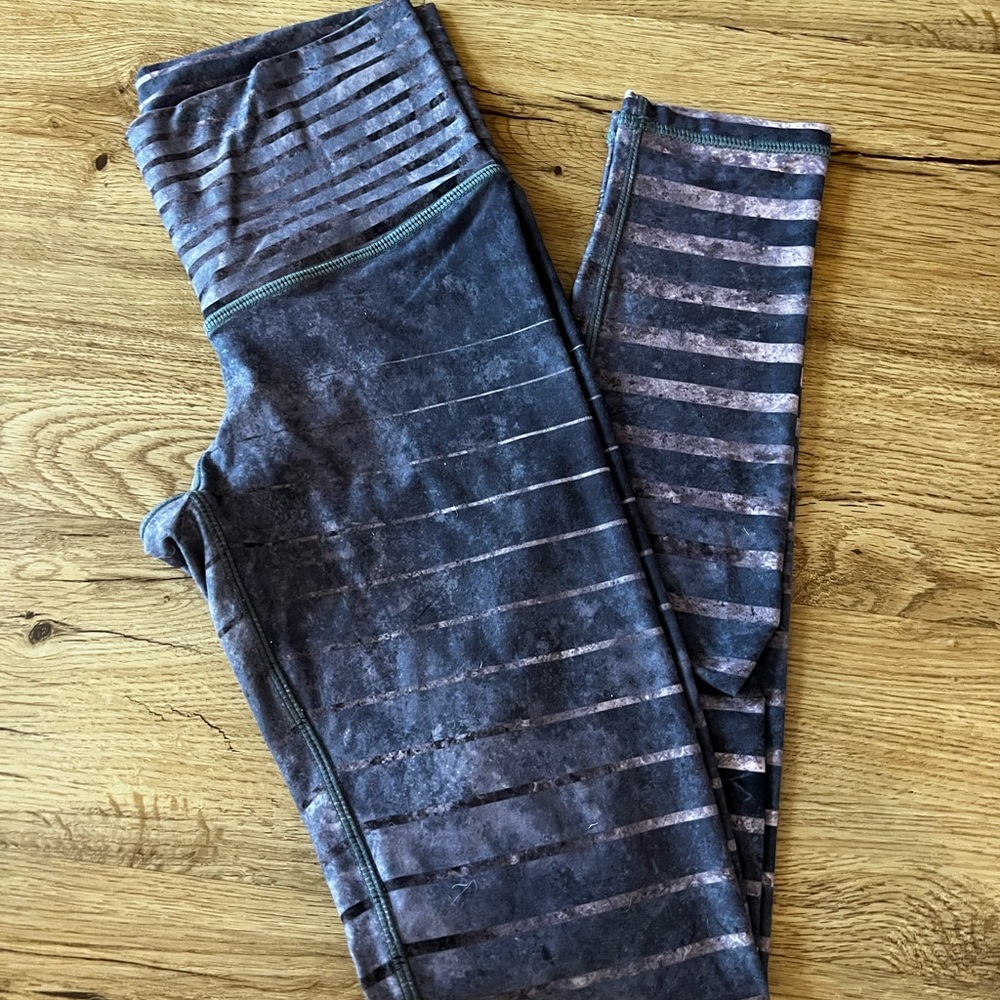 Niyama Sol leggings. Lightly worn size small